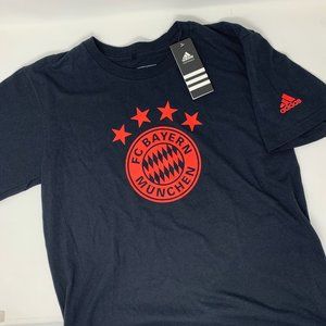 FC Bayern Munchen Adidas Go To Tee Youth Large NWT